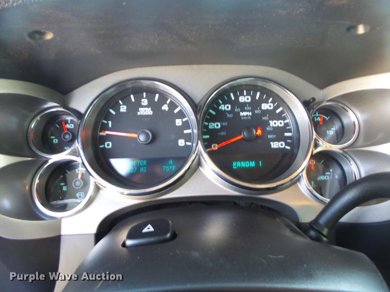 image for item DB7388 2014 Chevrolet Silverado 2500HD LT Crew Cab pickup truck