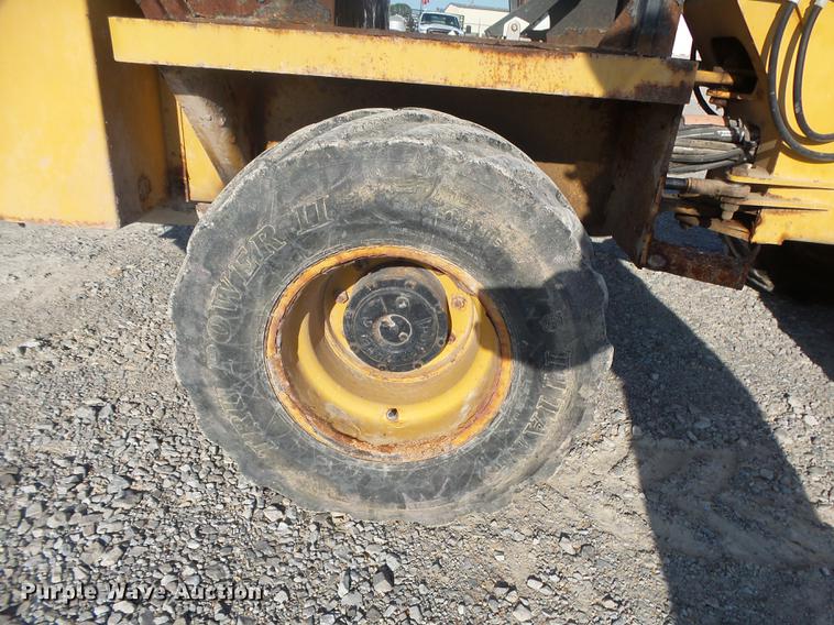 image for item DB7392 Wilmar Wrangler 4560 wheel loader