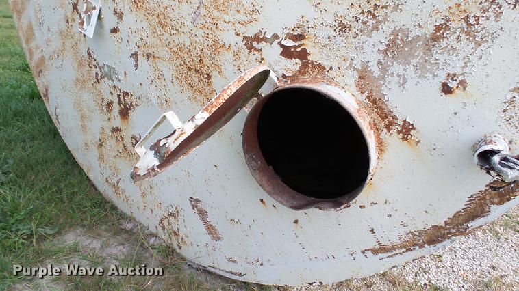 image for item DC2529 Steel cone bottom tank