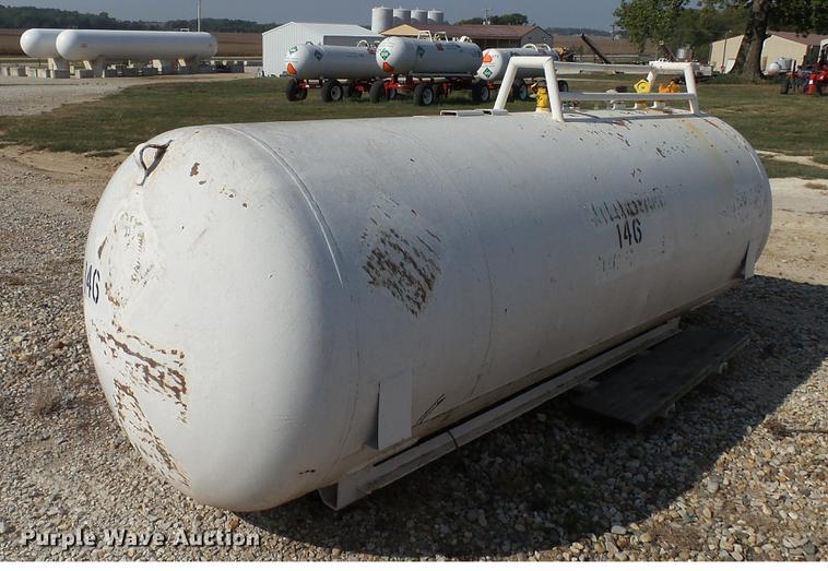 image for item DC2538 Anhydrous ammonia tank