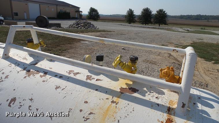 image for item DC2538 Anhydrous ammonia tank