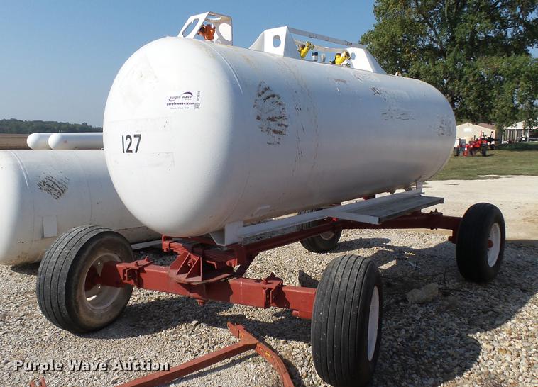 image for item DC2539 Anhydrous ammonia nurse tank