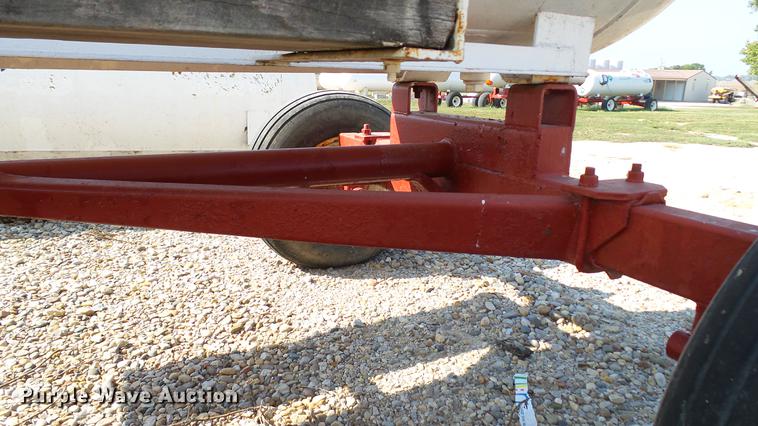 image for item DC2539 Anhydrous ammonia nurse tank