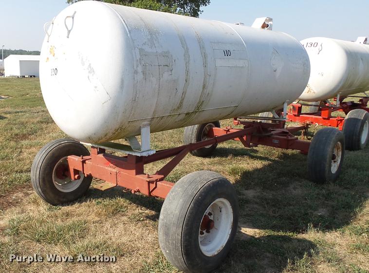 image for item DC2540 Anhydrous ammonia nurse tank