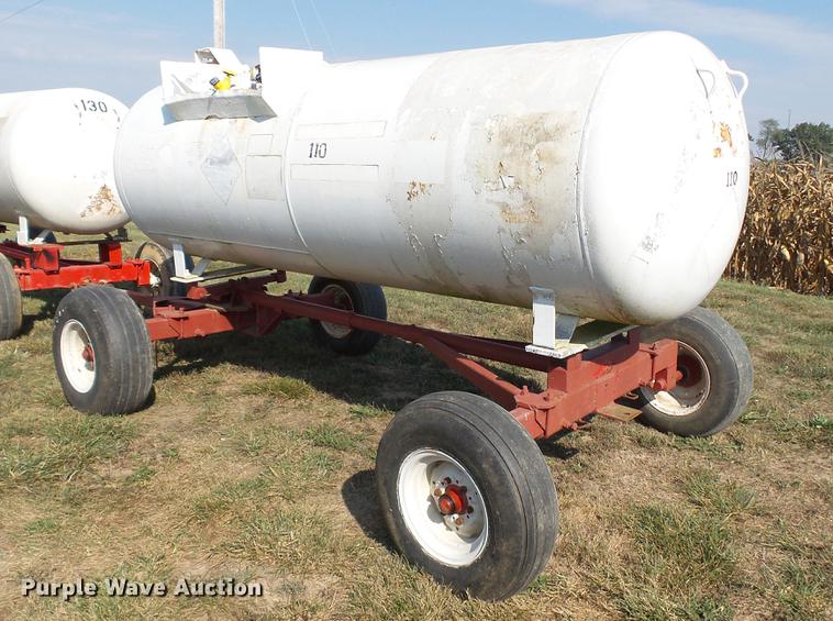image for item DC2540 Anhydrous ammonia nurse tank