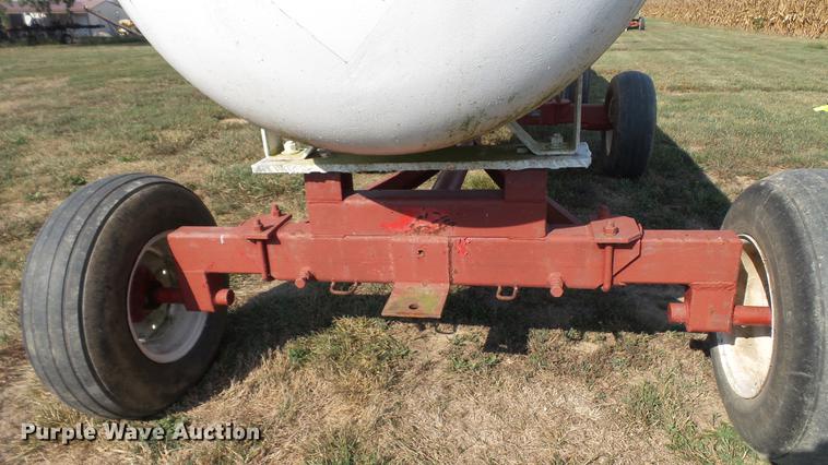 image for item DC2540 Anhydrous ammonia nurse tank