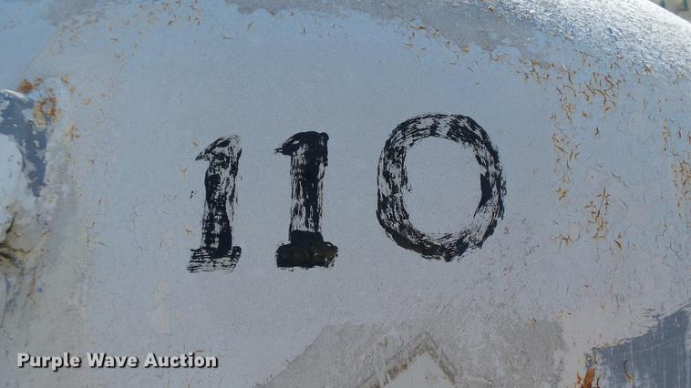 image for item DC2540 Anhydrous ammonia nurse tank