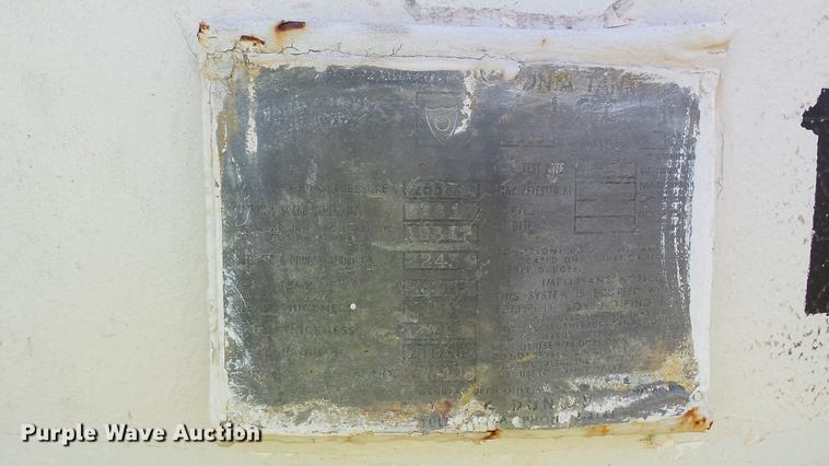 image for item DC2541 Anhydrous ammonia nurse tank