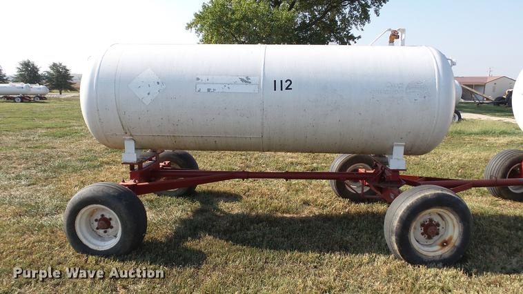 image for item DC2542 Anhydrous ammonia nurse tank