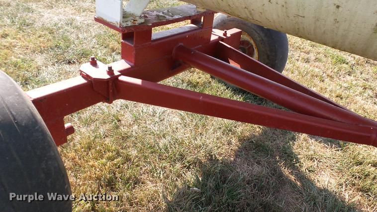 image for item DC2542 Anhydrous ammonia nurse tank