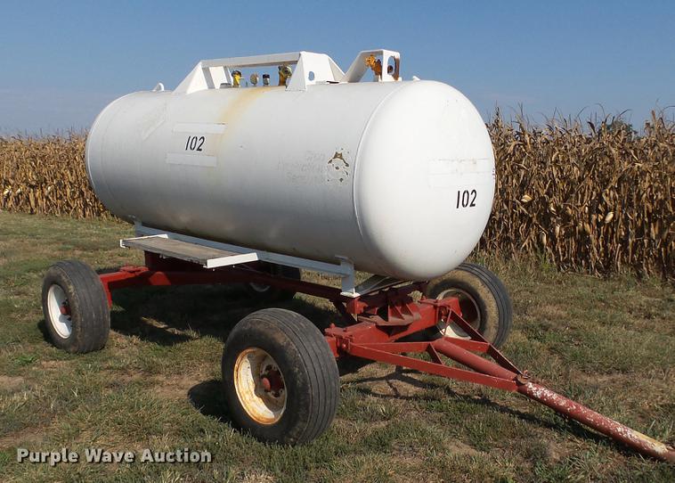 image for item DC2544 Anhydrous ammonia nurse tank