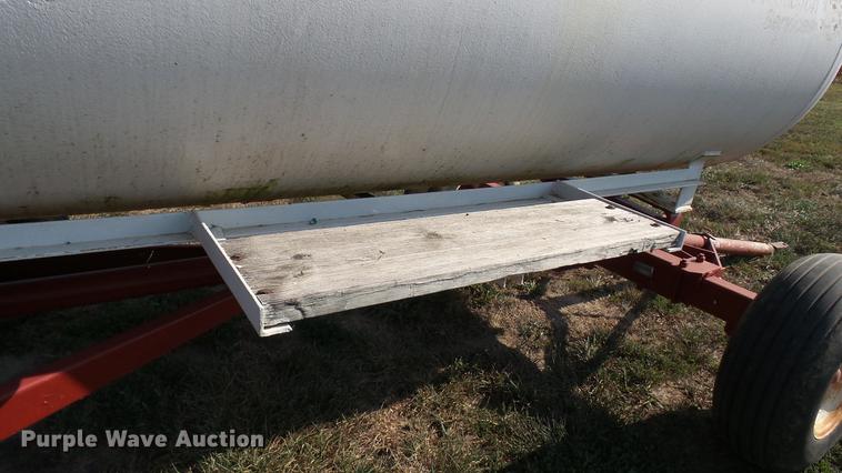 image for item DC2544 Anhydrous ammonia nurse tank