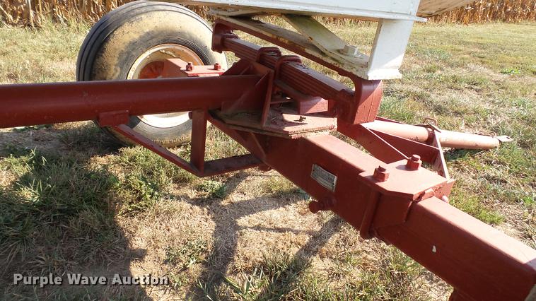 image for item DC2544 Anhydrous ammonia nurse tank