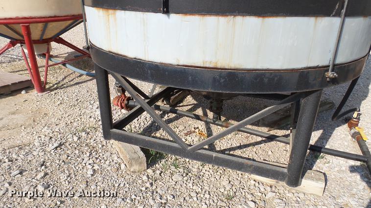 image for item DC2545 Poly cone bottom tank