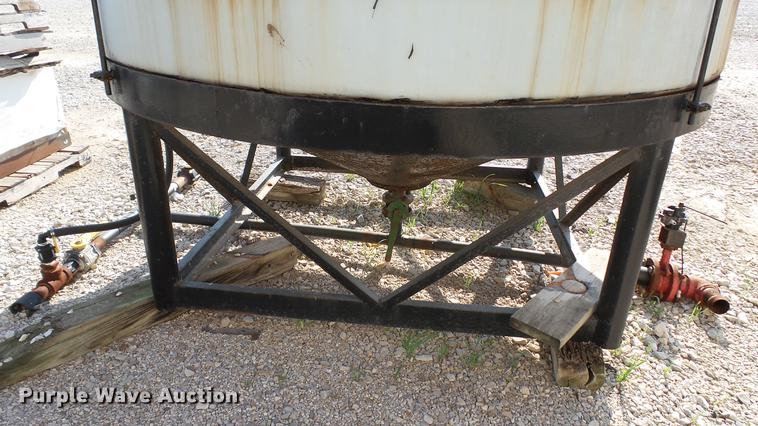 image for item DC2545 Poly cone bottom tank