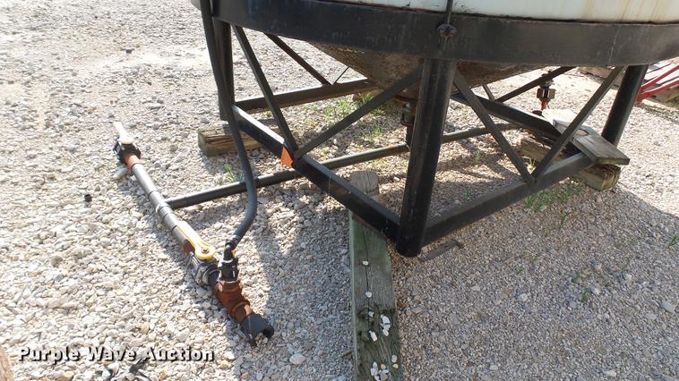 image for item DC2545 Poly cone bottom tank