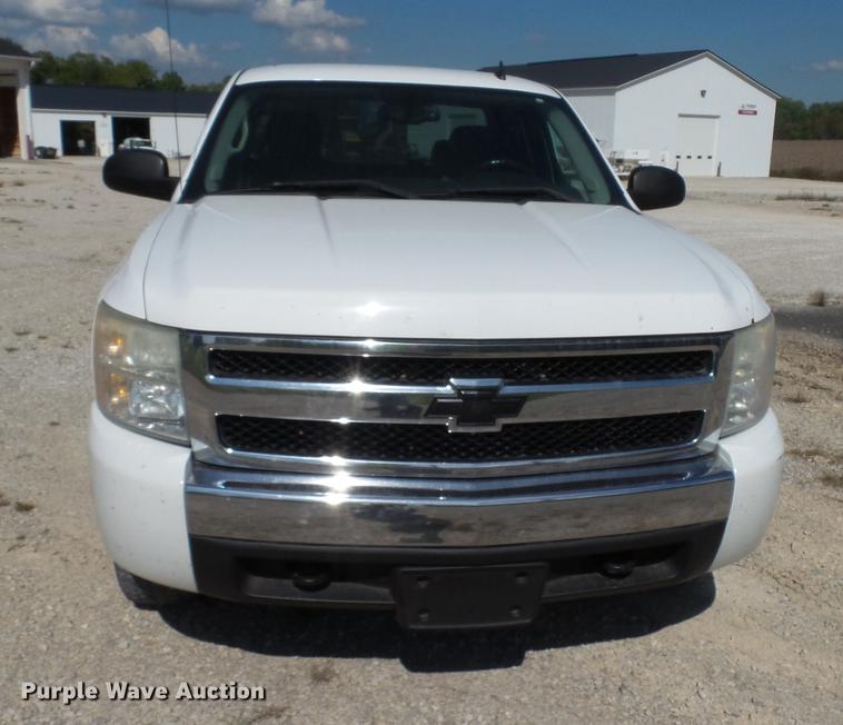 image for item DC2549 2008 Chevrolet Silverado 1500 Ext. Cab pickup truck