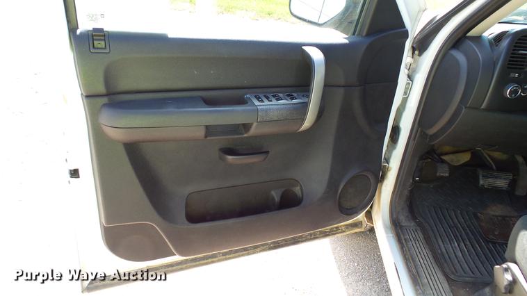 image for item DC2549 2008 Chevrolet Silverado 1500 Ext. Cab pickup truck