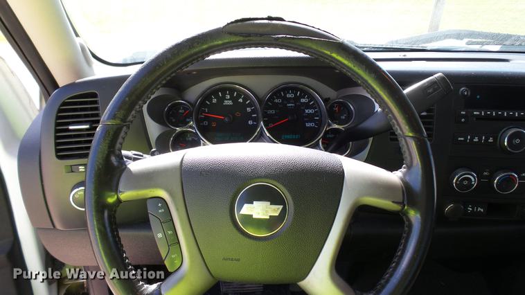 image for item DC2549 2008 Chevrolet Silverado 1500 Ext. Cab pickup truck