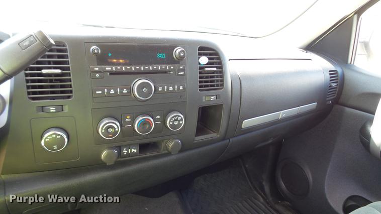 image for item DC2549 2008 Chevrolet Silverado 1500 Ext. Cab pickup truck