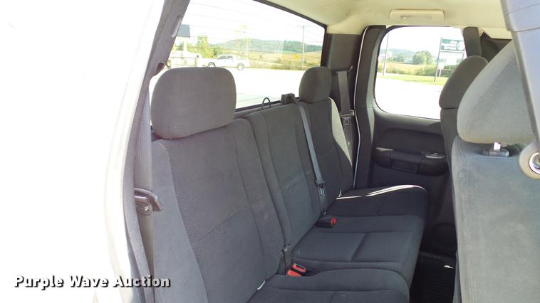 image for item DC2549 2008 Chevrolet Silverado 1500 Ext. Cab pickup truck