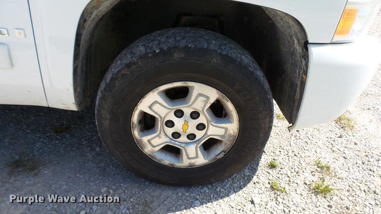 image for item DC2549 2008 Chevrolet Silverado 1500 Ext. Cab pickup truck