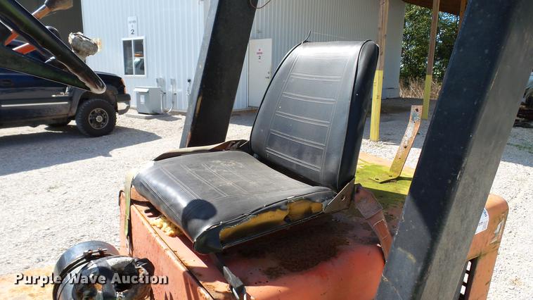 image for item DC2550 Willmar Wrangler wheel loader