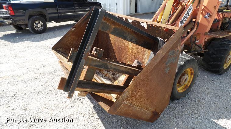 image for item DC2550 Willmar Wrangler wheel loader