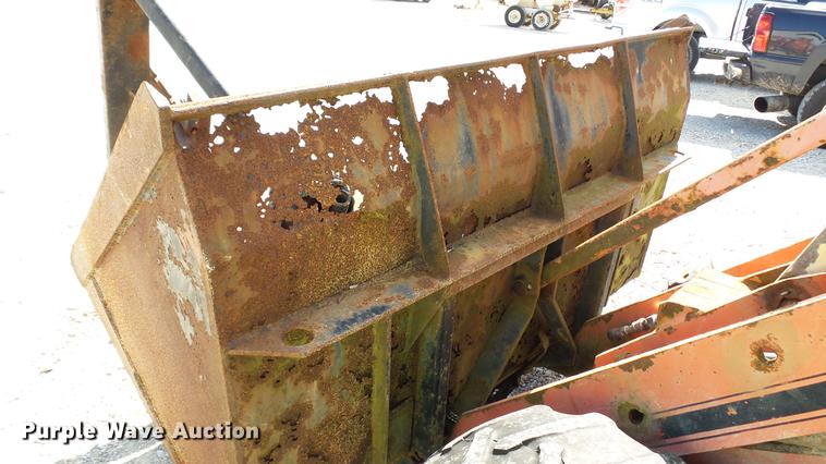 image for item DC2550 Willmar Wrangler wheel loader