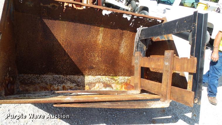 image for item DC2550 Willmar Wrangler wheel loader