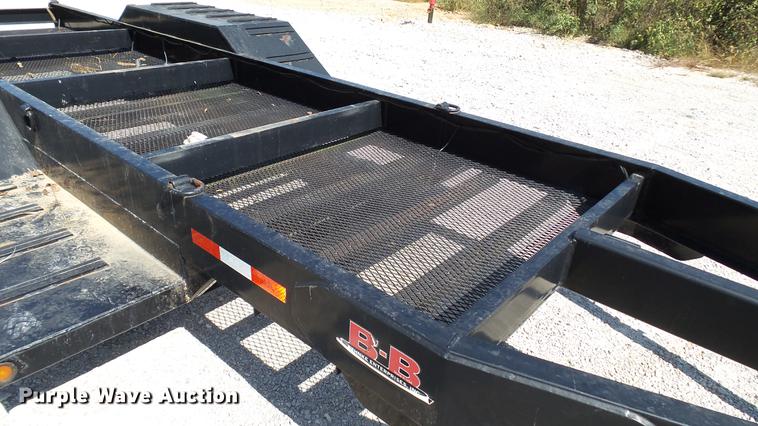 image for item DC2552 2013 Behnke sprayer trailer