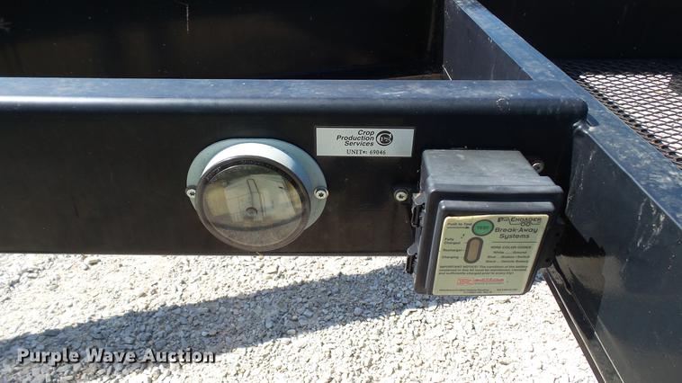 image for item DC2552 2013 Behnke sprayer trailer