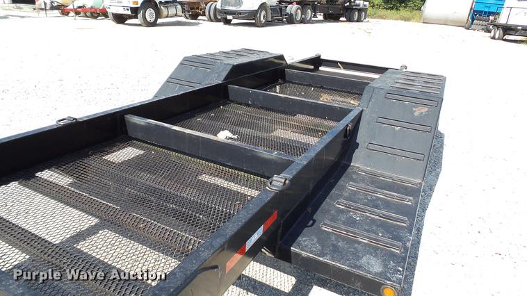 image for item DC2552 2013 Behnke sprayer trailer