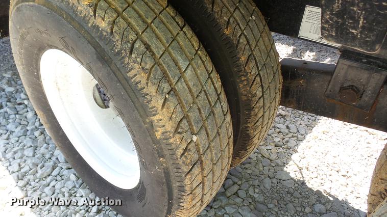 image for item DC2552 2013 Behnke sprayer trailer