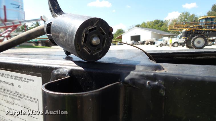 image for item DC2552 2013 Behnke sprayer trailer