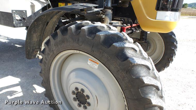 image for item DC2553 2012 SpraCoupe 7660 self-propelled sprayer