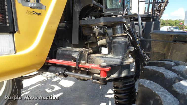 image for item DC2553 2012 SpraCoupe 7660 self-propelled sprayer