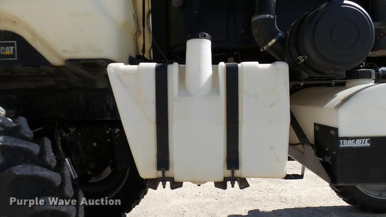 image for item DC2553 2012 SpraCoupe 7660 self-propelled sprayer