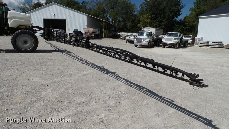 image for item DC2553 2012 SpraCoupe 7660 self-propelled sprayer