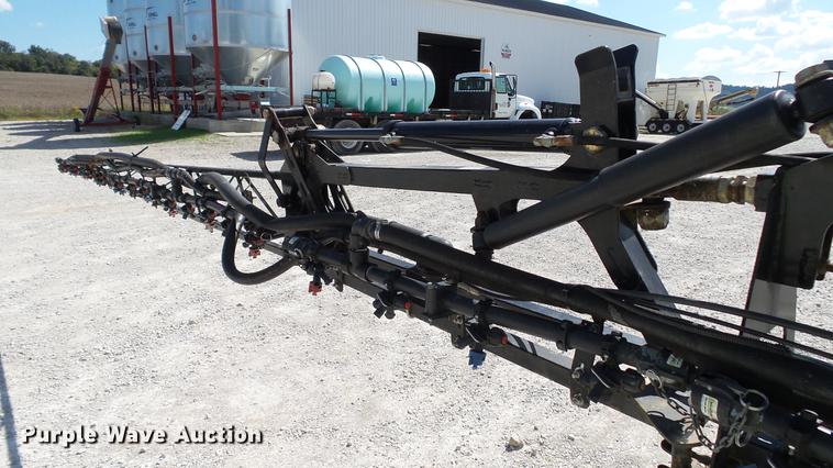 image for item DC2553 2012 SpraCoupe 7660 self-propelled sprayer