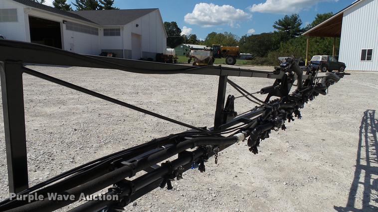 image for item DC2553 2012 SpraCoupe 7660 self-propelled sprayer