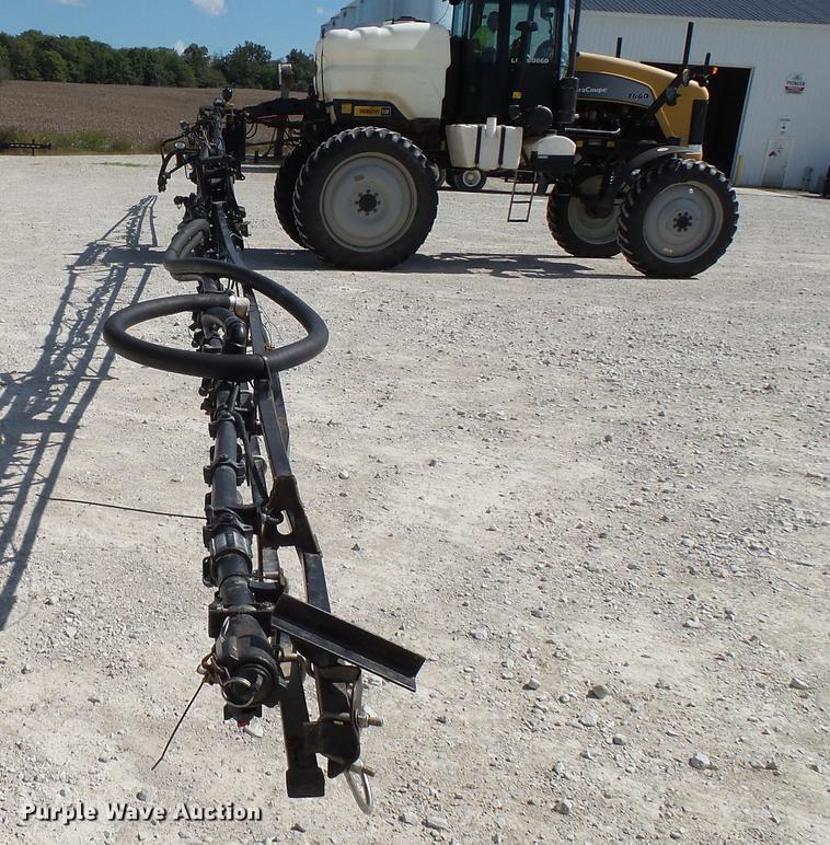 image for item DC2553 2012 SpraCoupe 7660 self-propelled sprayer