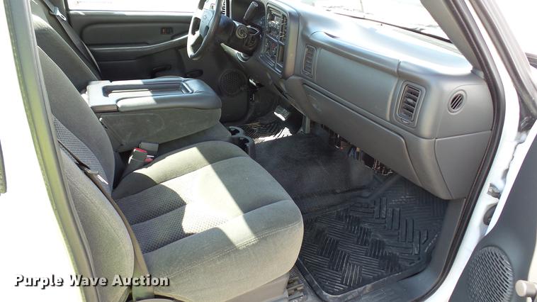 image for item DC2555 2007 Chevrolet Silverado Classic 1500 pickup truck