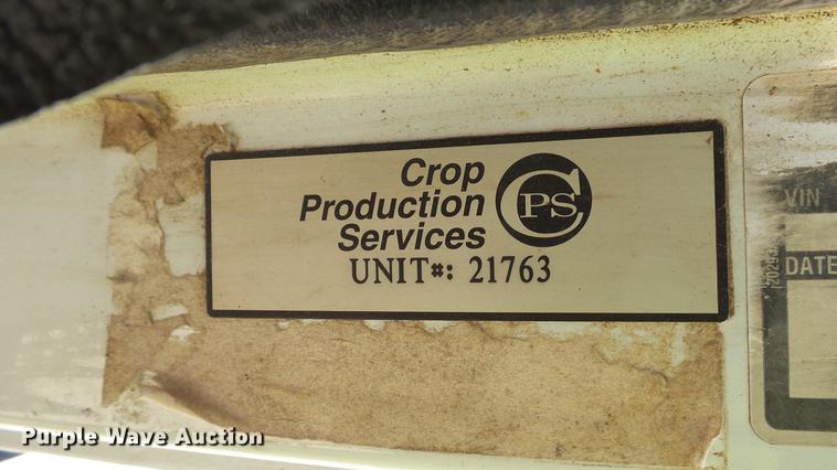 image for item DC2558 2000 International 8100 fertilizer tender truck