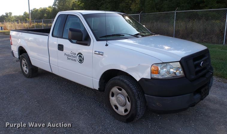 image for item DC2561 2005 Ford F150 pickup truck