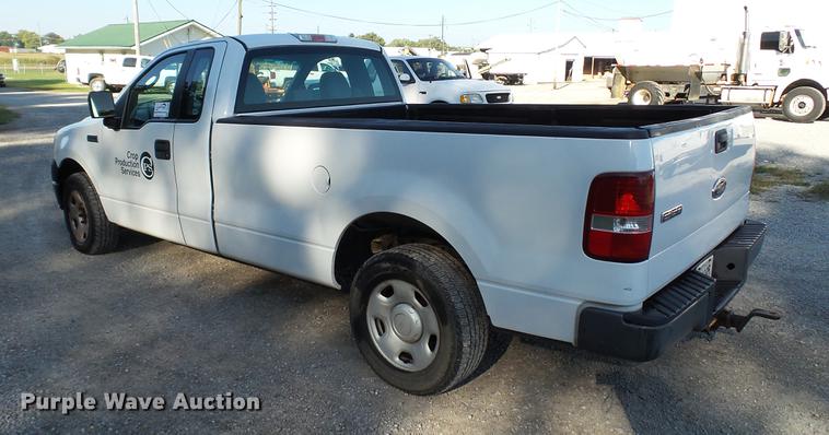 image for item DC2561 2005 Ford F150 pickup truck