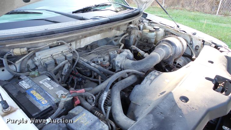 image for item DC2561 2005 Ford F150 pickup truck