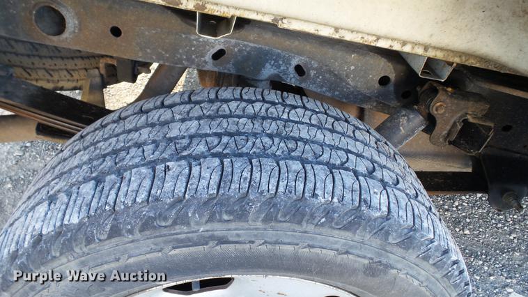 image for item DC2561 2005 Ford F150 pickup truck