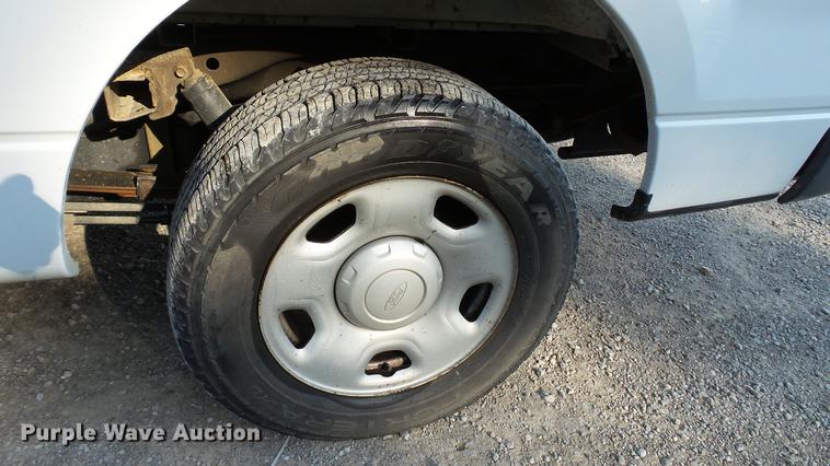 image for item DC2561 2005 Ford F150 pickup truck