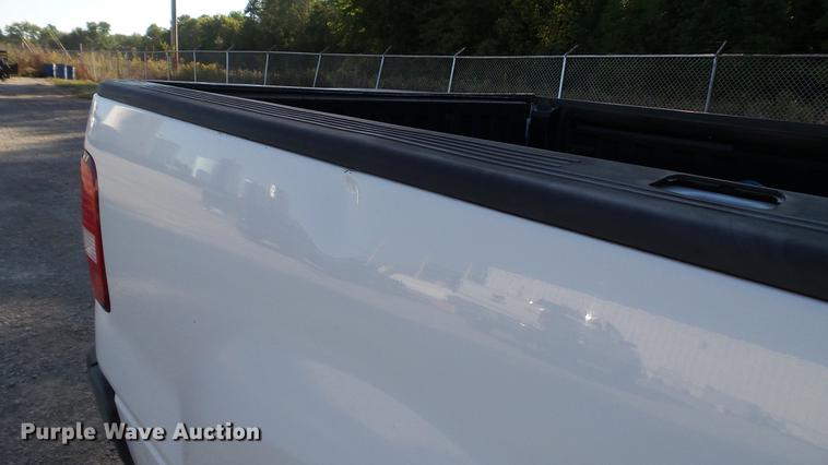 image for item DC2561 2005 Ford F150 pickup truck